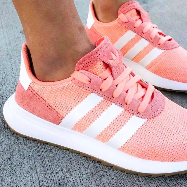 flat tummy co workout gear instagram