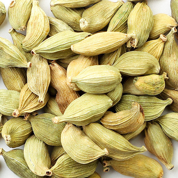 Organic Cardamom pods used in Flat Tummy Tea